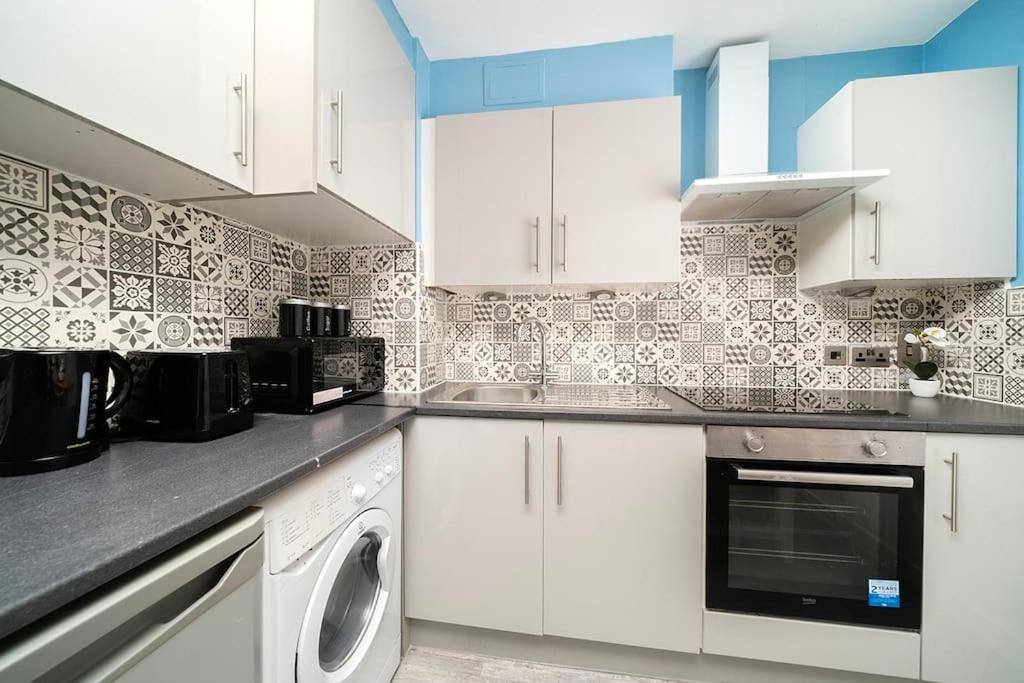 Soho Apartments F4 London Ngoại thất bức ảnh