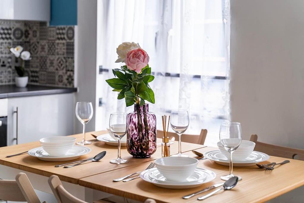 Soho Apartments F4 London Ngoại thất bức ảnh