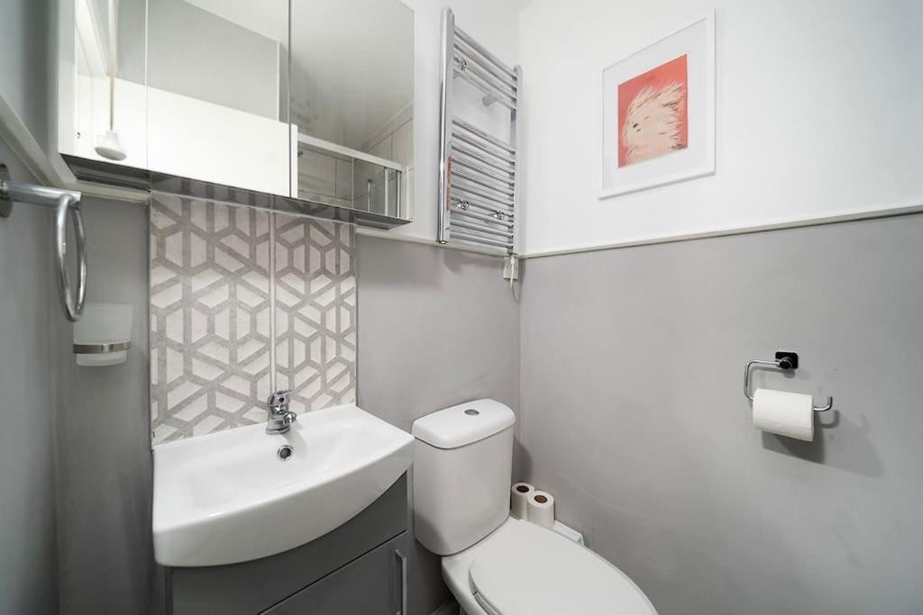 Soho Apartments F4 London Ngoại thất bức ảnh